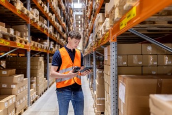 Worker within a 3PL warehouse